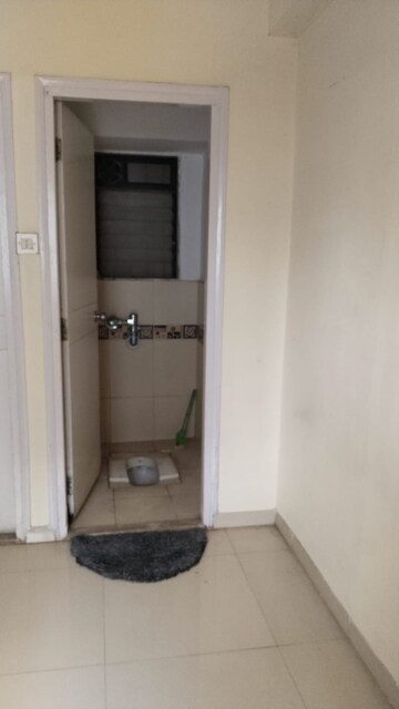 Bathroom in 3 BHK Apartment at Thane West – for Sale