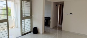 Room in 2 BHK Apartment at Rohit Aloha, Wakad – for Rent