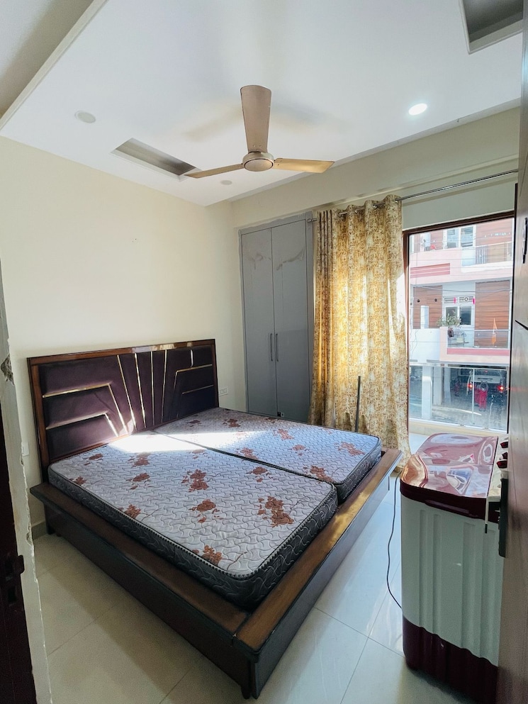 Bedroom, home-town 3 Bedroom 1350 Sq.Ft. Apartment In Patiala Road Zirakpur 8188524
