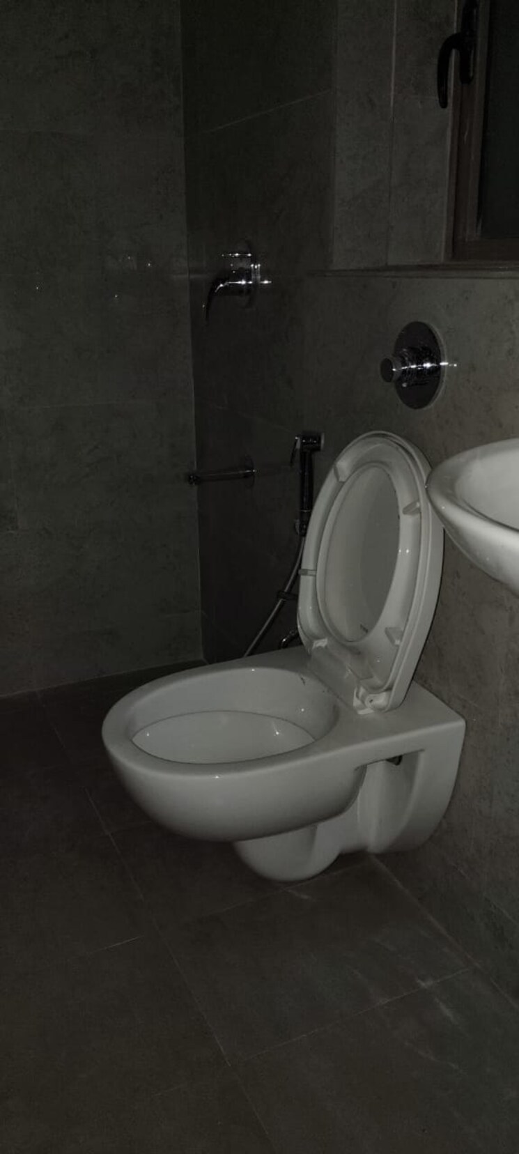 Bathroom, sheth-irene 2 Bedroom 665 Sq.Ft. Apartment In Malad West Mumbai 8188534