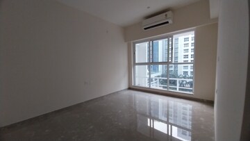 Room in 2 BHK Apartment at LnT Veridian, Powai – for Rent