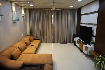 Master Bedroom in 3 BHK Apartment at Supreme Green Woods, Kondhwa – for Rent