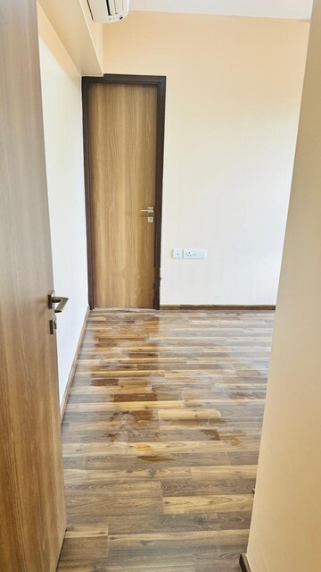 2 BHK Apartment For Rent in Piramal Vaikunth Vidit, Balkum Pada