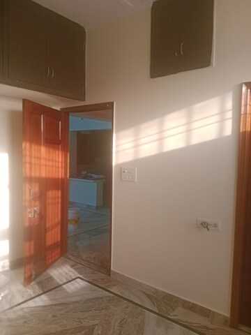 2 BHK Builder Floor For Rent in Sector 18