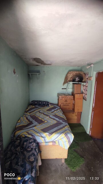 Bedroom in 2 BHK Builder Floor at Mehrauli – for Rent