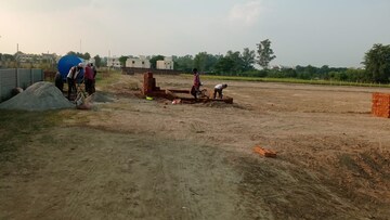 Plot Area in  Land at Kamta – for Sale