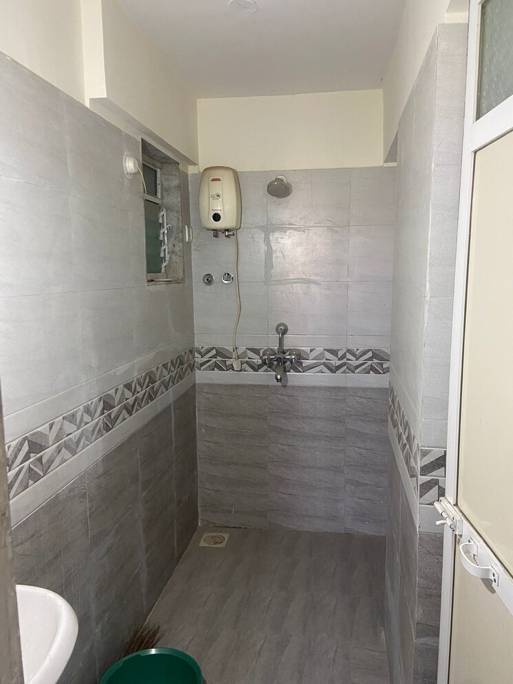 Bathroom, etco-eco-heights 1 Bedroom 425 Sq.Ft. Apartment In Andheri East Mumbai 8188918