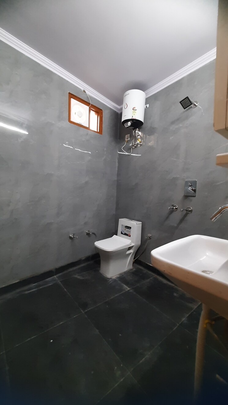 Living Room, hari nagar 2 Bedroom 100 Sq.Yd. Builder Floor In Hari Nagar Delhi 8188952