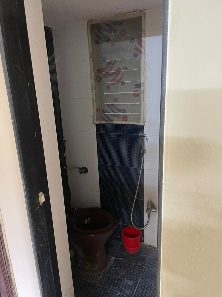 Bathroom, salasar-aangan 1 Bedroom 700 Sq.Ft. Apartment In Mira Road Thane 8188943