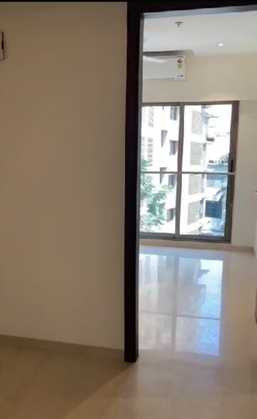 Room in 3 BHK Apartment at Supreme Evana, Bandra West – for Rent