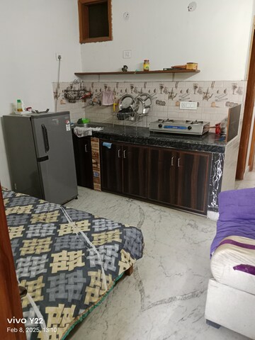2 BHK Independent House For Rent in Laxmi Nagar
