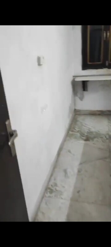 Bathroom in 2 BHK Builder Floor at Shalimar Bagh – for Rent