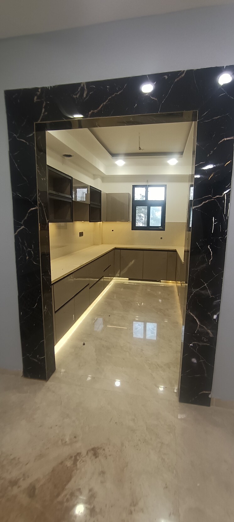 Kitchen, bptp-district-3 4 Bedroom 303 Sq.Yd. Builder Floor In Sector 85 Faridabad 8189051