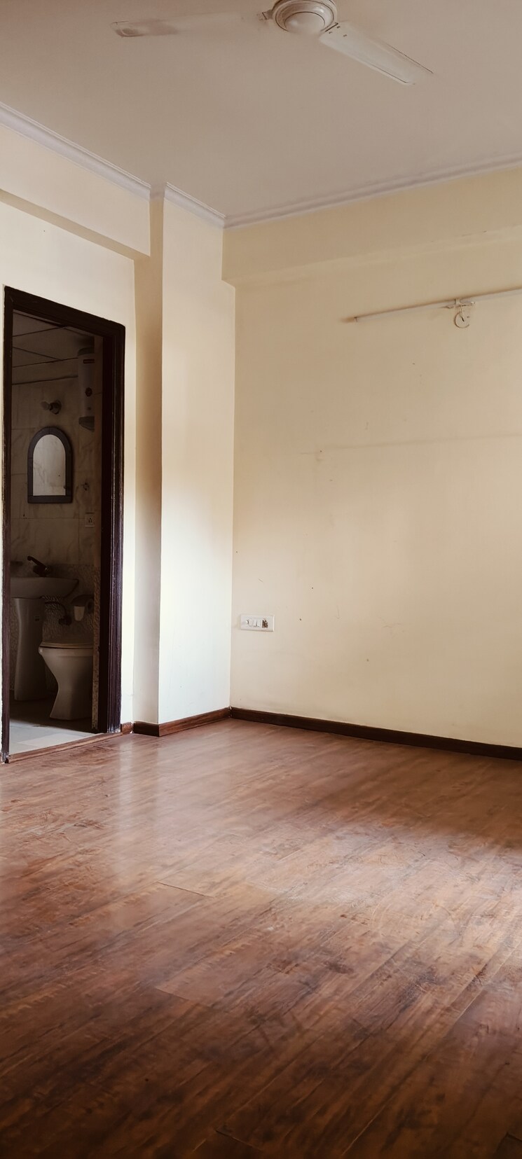 Room, gardenia-golf-city 3 Bedroom 1550 Sq.Ft. Apartment In Sector 75 Noida 8189054