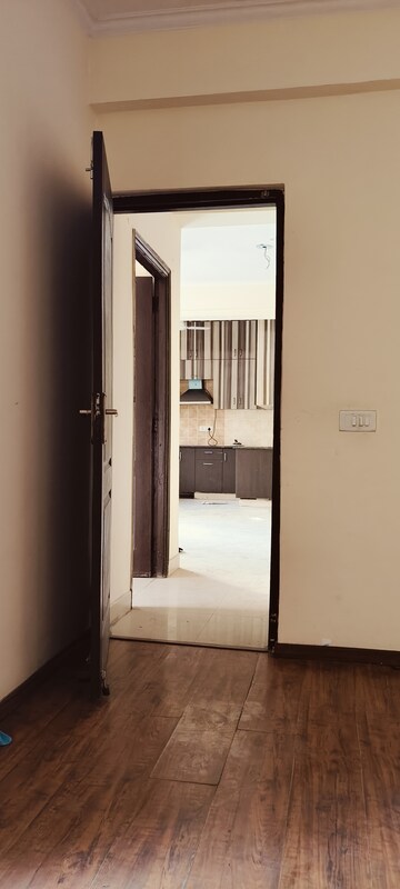 Bathroom in 3 BHK Apartment at Gardenia Golf City, Sector 75 – for Sale