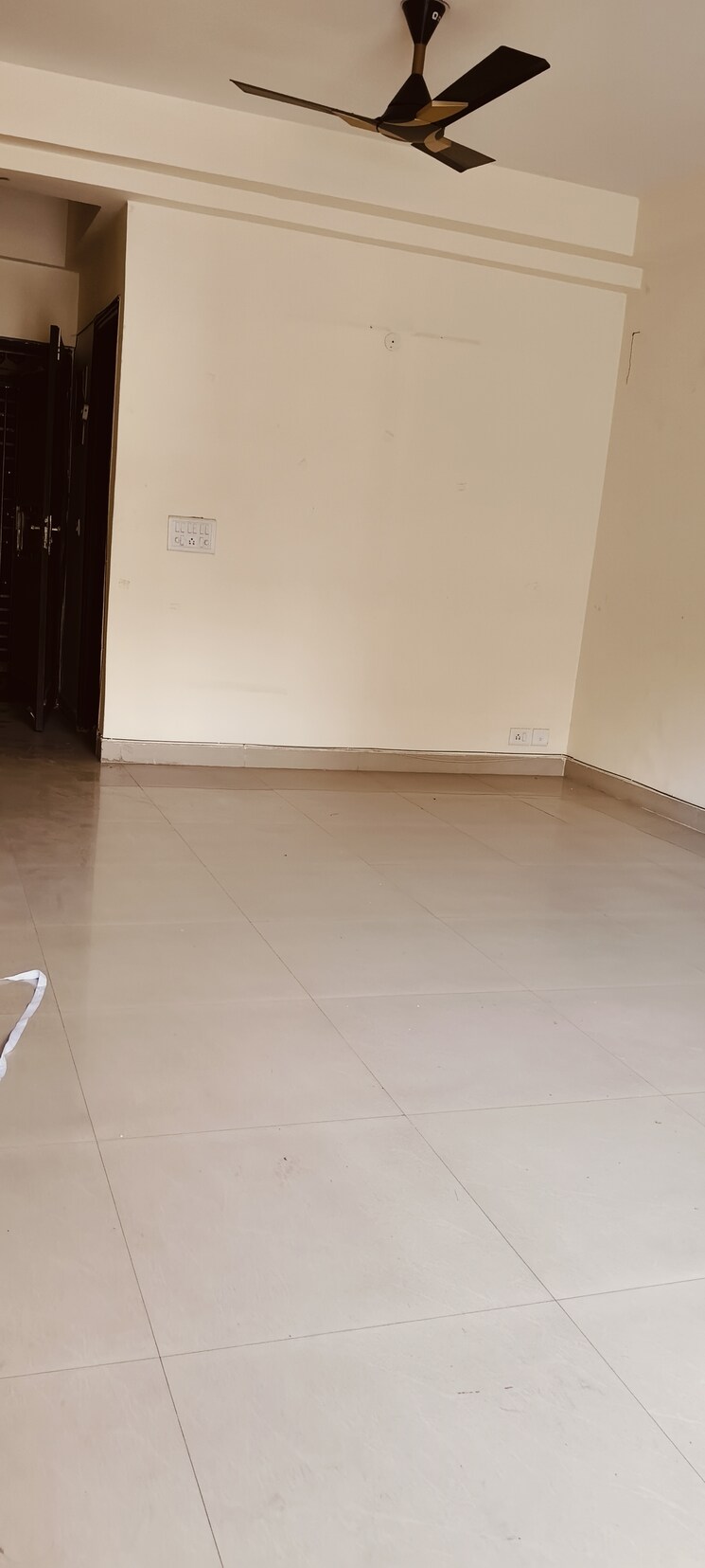 Room, gardenia-golf-city 3 Bedroom 1550 Sq.Ft. Apartment In Sector 75 Noida 8189054