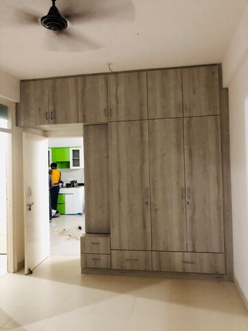 Room in 2 BHK Apartment at Breez Global Heights, Sohna Sector 33 – for Rent