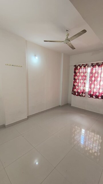 Room in 1 BHK Apartment at Ambegaon Budruk – for Rent