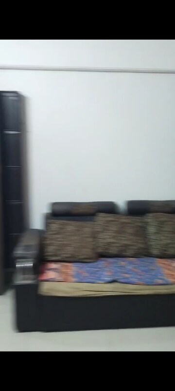 Room in 2.5 BHK Apartment at Highway CHS, Kurla – for Rent