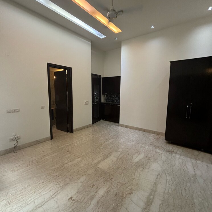 Room, green park extension 4 Bedroom 2700 Sq.Ft. Builder Floor In Green Park Extension Delhi 8189153