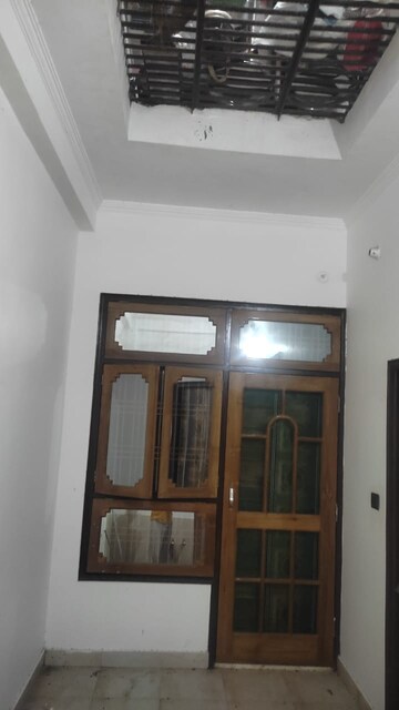 Furnished Amenities in 2 BHK Independent House at Gomti Nagar – for Rent