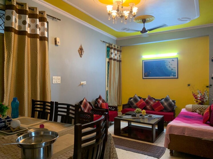 Bedroom, mehrauli 3 Bedroom 120 Sq.Yd. Builder Floor In Mehrauli Delhi 8189174