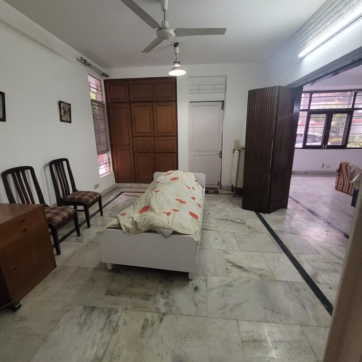 Bedroom, south extension ii 4 Bedroom 45000 Sq.Ft. Independent House In South Extension ii Delhi 8189181