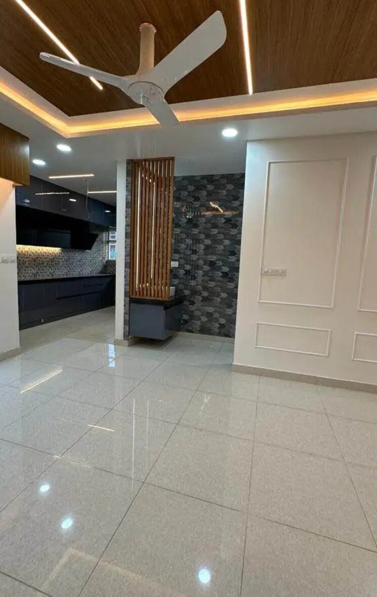 Living Room, smr-vinay-iconia-hyderabad 4 Bedroom 2925 Sq.Ft. Apartment In Kondapur Hyderabad 8189185