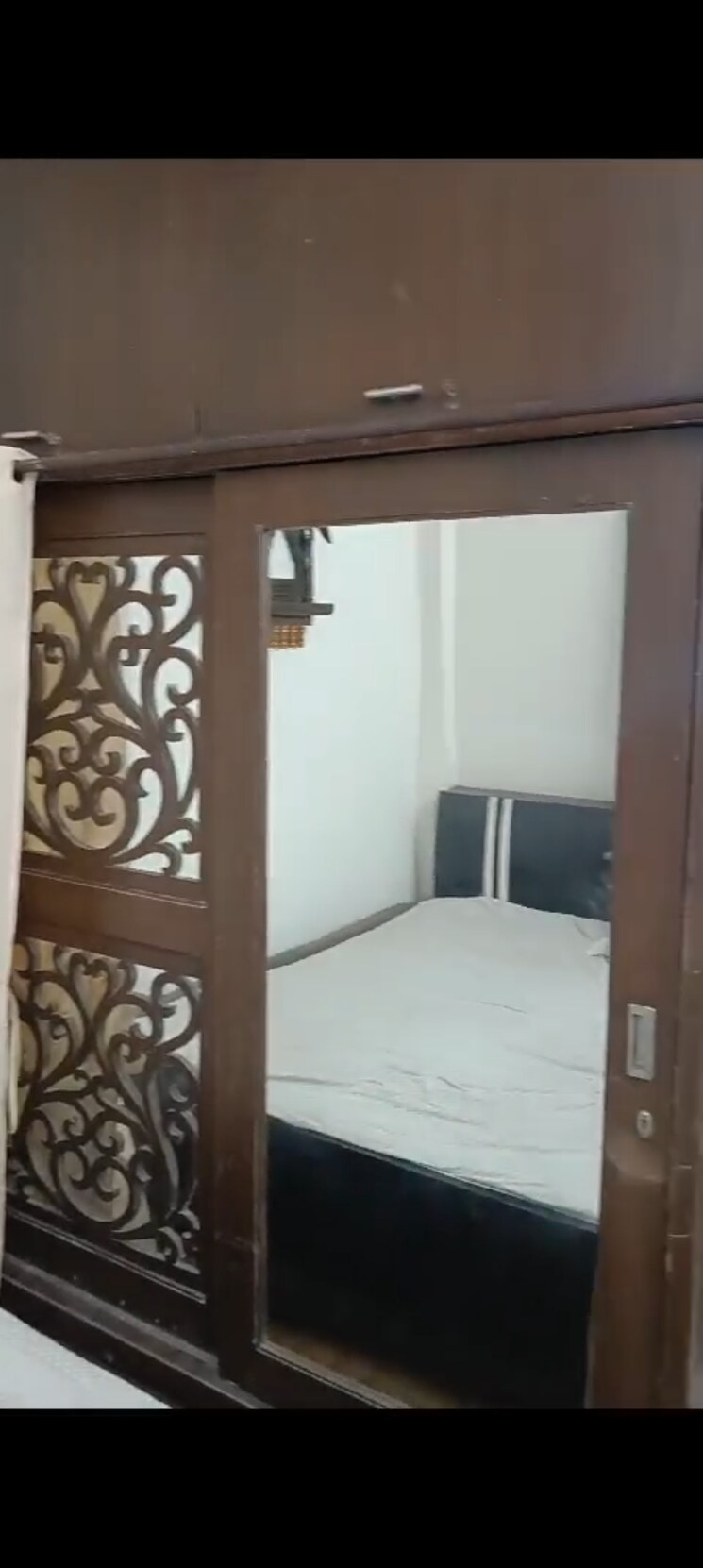 Room, kumar-society 1 Bedroom 400 Sq.Ft. Apartment In Vakola Mumbai 8189189