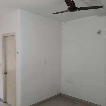 Room in 2 BHK Apartment at Tata Avaha, Dongri – for Rent