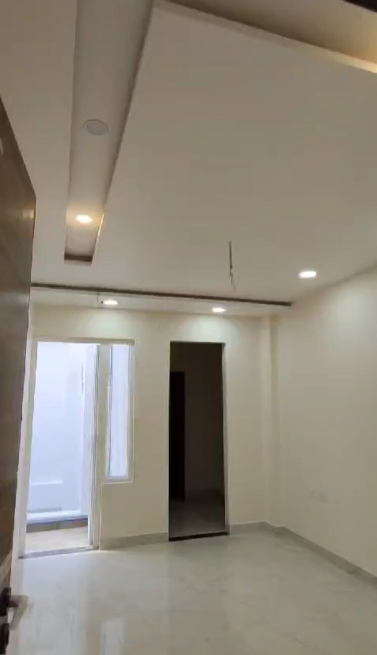 Room, indira nagar 4 Bedroom 1700 Sq.Ft. Independent House In Indira Nagar Lucknow 8189242