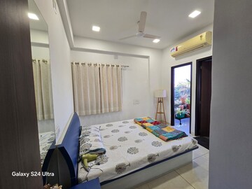 Bedroom in 3 BHK Apartment at Akota – for Sale