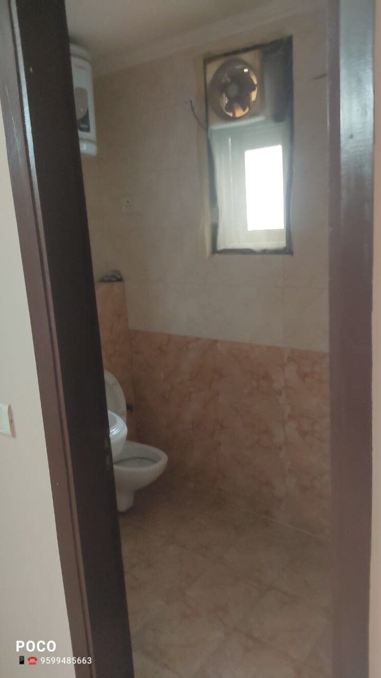 Bathroom, mehrauli 2 Bedroom 900 Sq.Ft. Builder Floor In Mehrauli Delhi 8189316