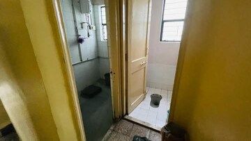 Bathroom in 2 BHK Apartment at Evershine Classique, Vasai East – for Sale