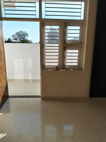 Room in 4 BHK Independent House at Shree Narayan City Vistar, Kalwar Road – for Sale