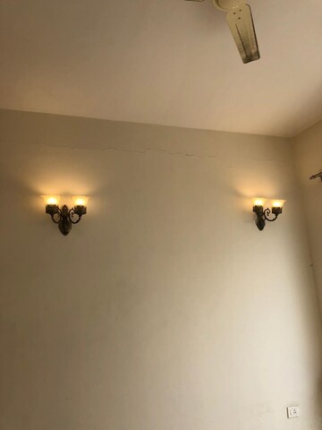 Room in 3 BHK Builder Floor at BPTP Astaire Gardens, Sector 70a – for Rent