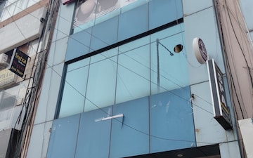 Shop For Sale in Dharam Palace Sector 18, Sector 18