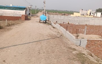 Plot For Sale in Bhopani Village