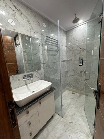 Bathroom in 3 BHK Builder Floor at Meenakshi Garden – for Rent
