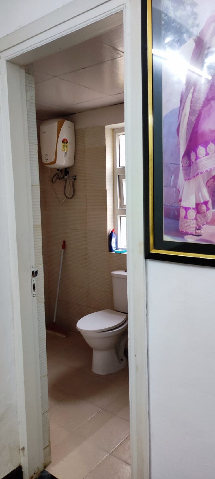 Bathroom, puri-vip-floors 4 Bedroom 300 Sq.Yd. Builder Floor In Sector 81 Faridabad 8189495