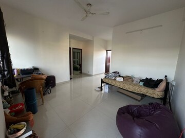 Living Room in 2 BHK Apartment at Halasuru – for Rent
