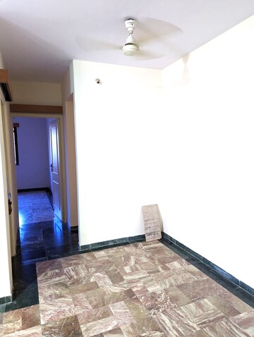 Room in 1 BHK Apartment at Hiranandani Estate, Ghodbunder Road – for Sale