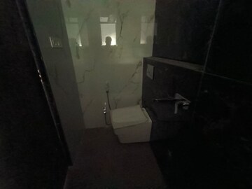 Bathroom in 3 BHK Apartment at DDSR Swapnpoorti CHS, Sector 40 – for Rent