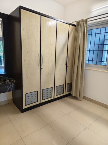 Room in 3 BHK Apartment at Cambridge Layout – for Rent