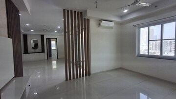Room in 3 BHK Apartment at Jayabheri The Summit, Narsingi – for Rent