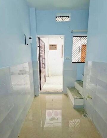 Building Lobby in 2 BHK Independent House at Jankipuram – for Rent