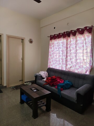 Living Room in 1 BHK Apartment at Halasuru – for Rent