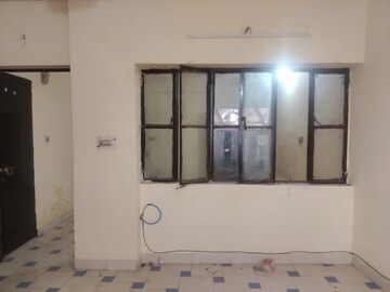 Room in 1 BHK Apartment at Sarita Vihar – for Rent