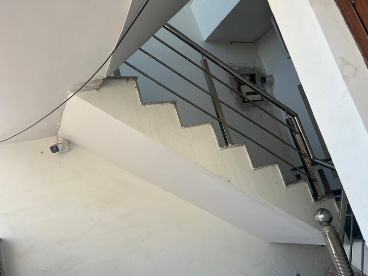 undefined, patiala road 3.5 Bedroom 540 Sq.Ft. Independent House In Patiala Road Zirakpur 8189612