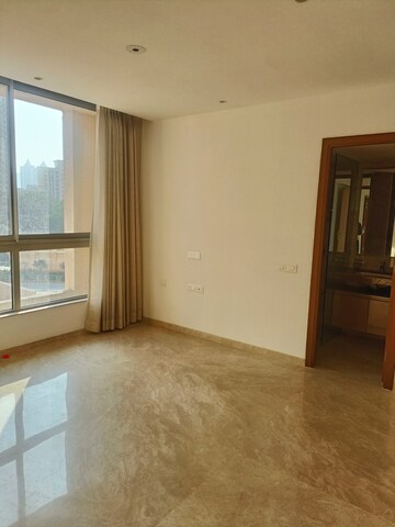 Room in 3 BHK Apartment at Hiranandani Lake Enclave, Ghodbunder Road – for Sale